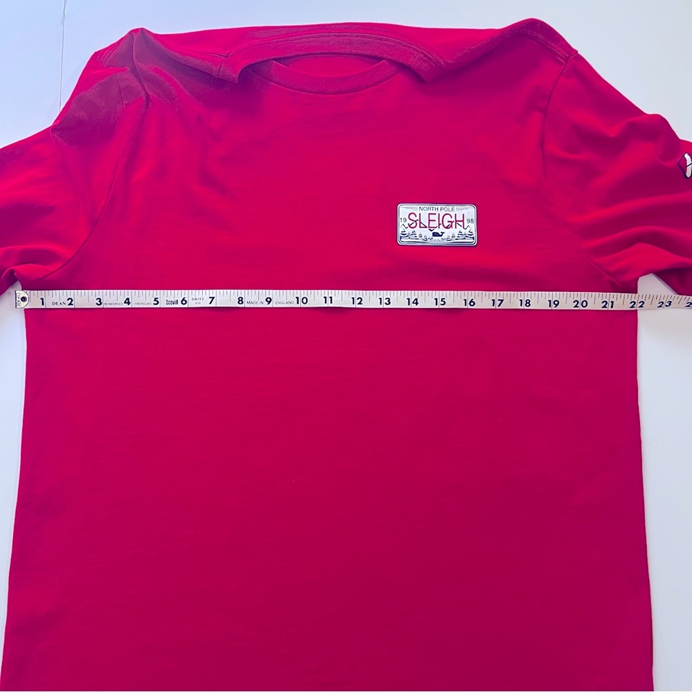 Vineyard Vines Men's Vivid Red Long Sleeve Shirt & Blue Pickup & Santa. Large - Picture 7 of 10